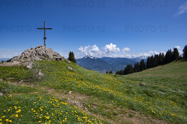 Summit cross on the Baerenkoepfle