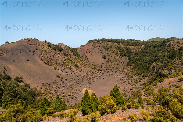 Fireba volcano from La Llania park in El Hierro