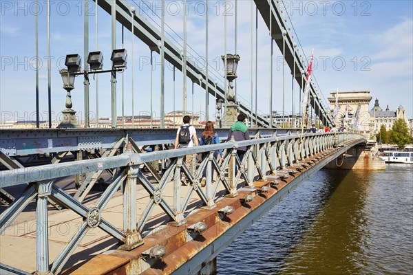 Chain Bridge
