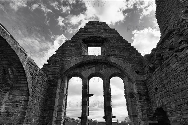Castle ruin and former bishop's residence
