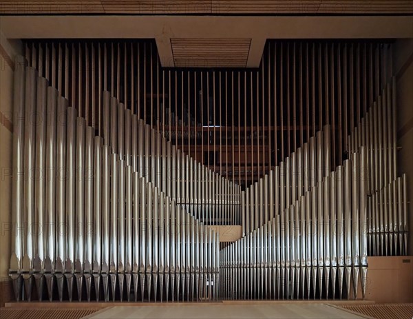 Large church pipe organ keyboard music instrument