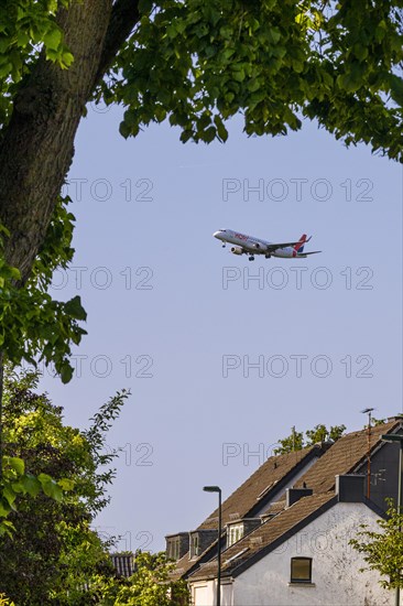 Flight path over residential areas at Duesseldorf Airport