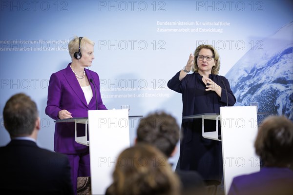 (R-L) Svenja Schulze, Federal Minister for Economic Cooperation and Development, and Cindy McCain,