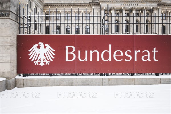 Snow in front of the Bundesrat in Berlin. 09.02.2021.