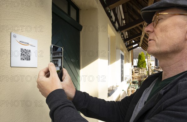 Information at places of tourist interest with the help of QR codes