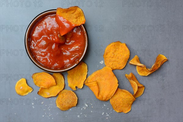 Sweet crisps and salsa sauce