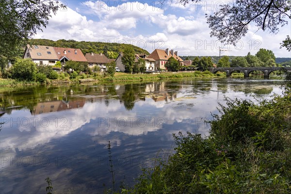 Chenecey-Buillon and the River Loue