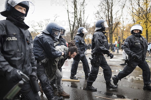 Police action against the demonstration against the reformed Infection Protection Act by Corona sceptics