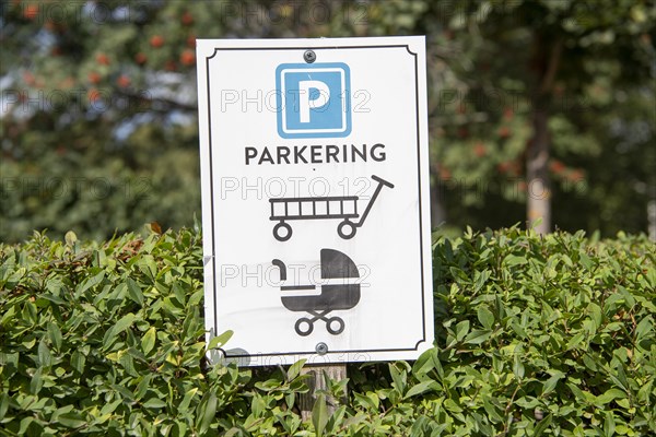 Sign Parking for Children's and Ladder Strollers
