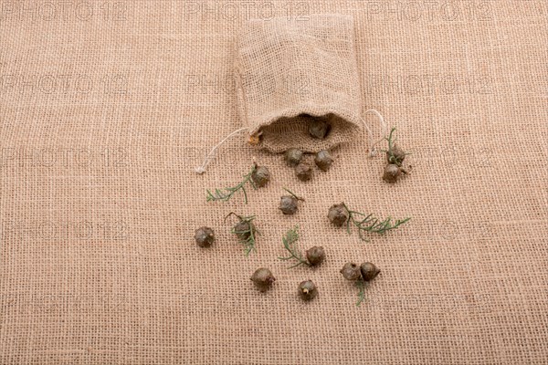 Plant pods