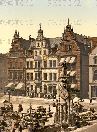 The Roland at the market place in Bremen