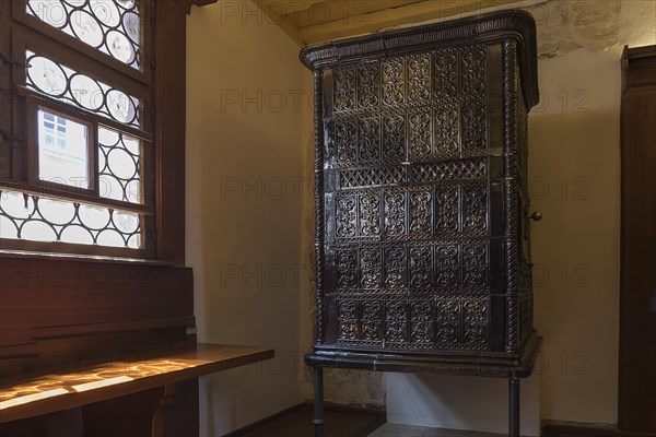 Tiled stove around 1820 in a baroque parlour