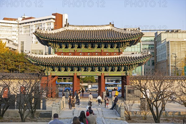 Hyehwamun Gate
