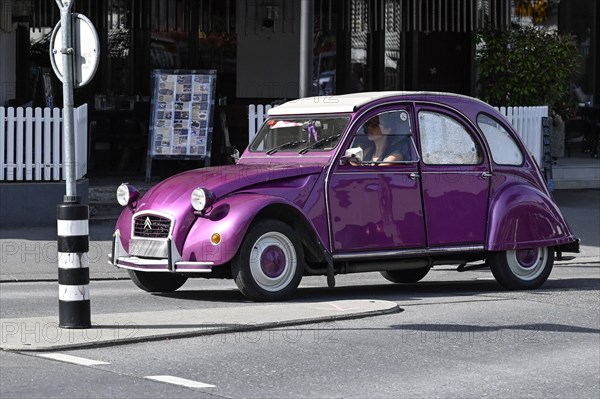 Citroen 2CV Duck