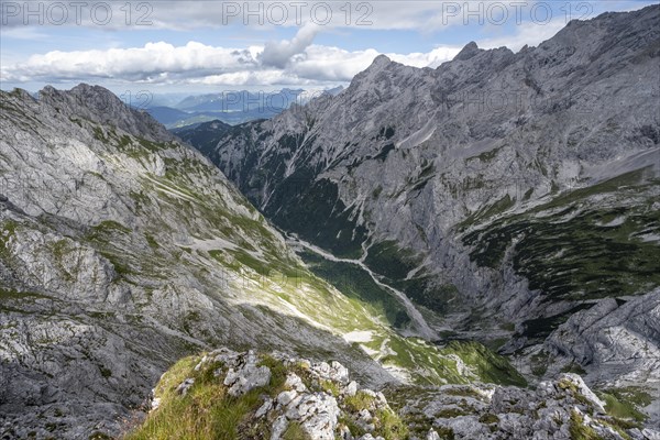 View from the summit of the Southern Riffelspitze over the Hoellental