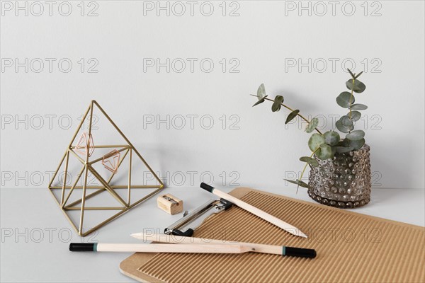 Natural material stationery assortment