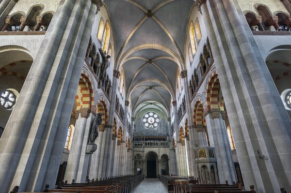 Nave with organ loft