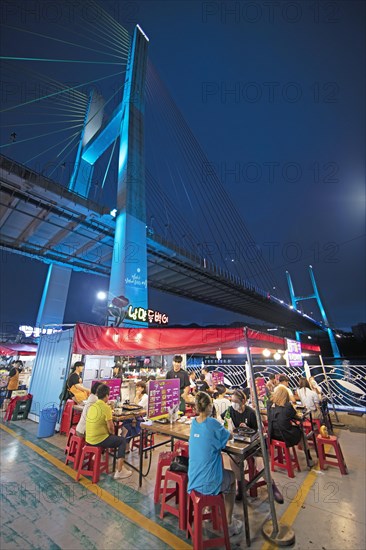 Nangman Pocha night market under Dolsan Bridge