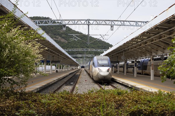 KTX train at Yeosu Expo Station