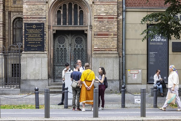 New synagogue on Oranienburger Strasse from 1866