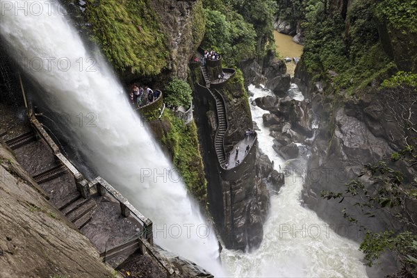 Pailon del Diablo Waterfall