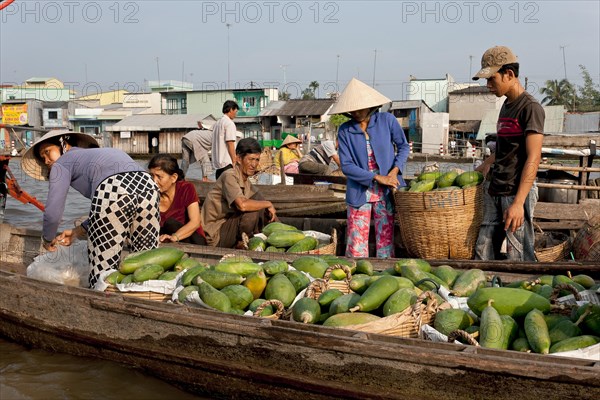 Floating market
