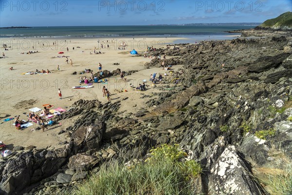 The Plage des cures beach in Plestin-les-Greves