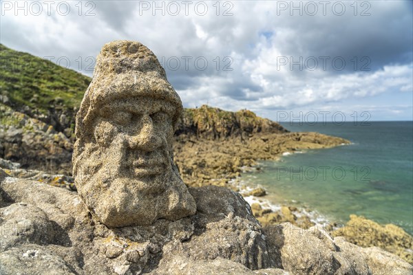 Granite sculptures Les Roches Sculptes near Rotheneuf