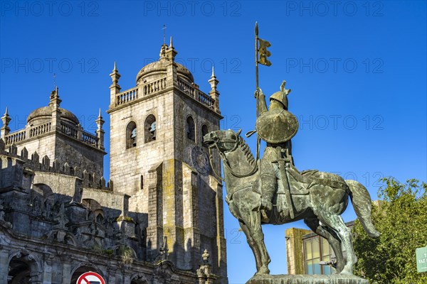 Statue of Vimara Peres in front of the Se do Porto Cathedral