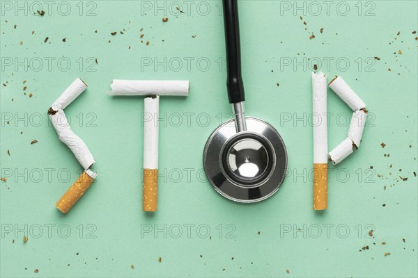 Flat lay no tobacco day elements assortment_3