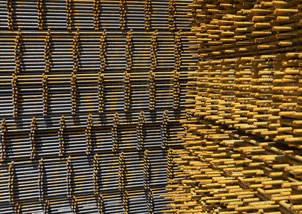Sized structural steel mesh