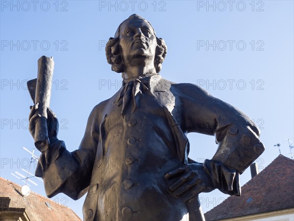 Statue