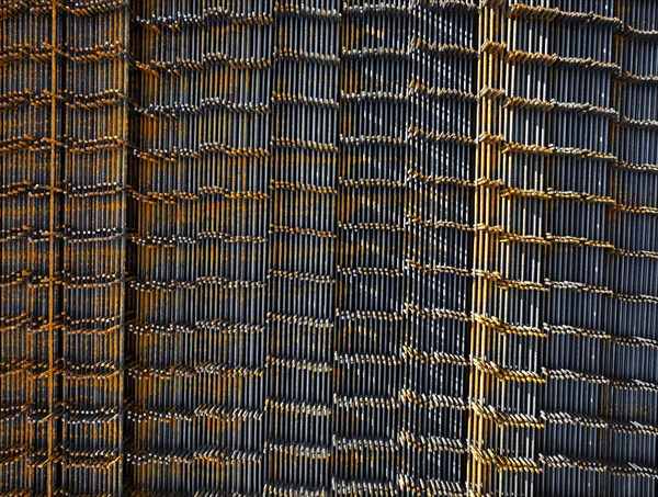 Sized structural steel mesh