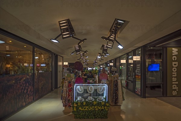 Fashion shop on the Champs Elysees