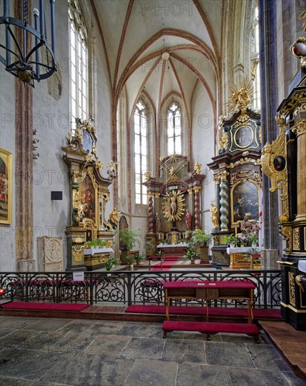 Church of the Virgin Mary in front of the Teyn