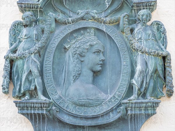 Commemorative medallion