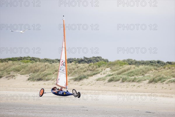 Beach sailors on the coast of De Panne