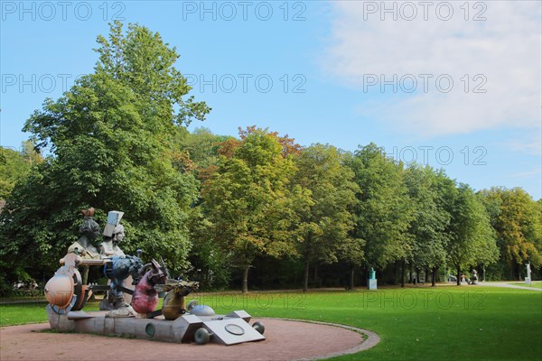Sculpture Chariot Montreal by Juergen Goertz 1989