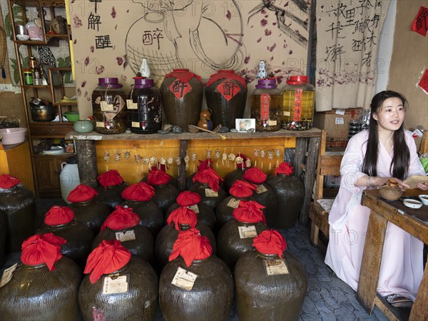 Wine shop with ceramic vessels