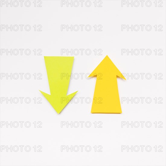 Yellow arrows sign