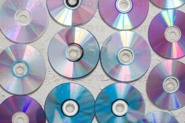 Discs table