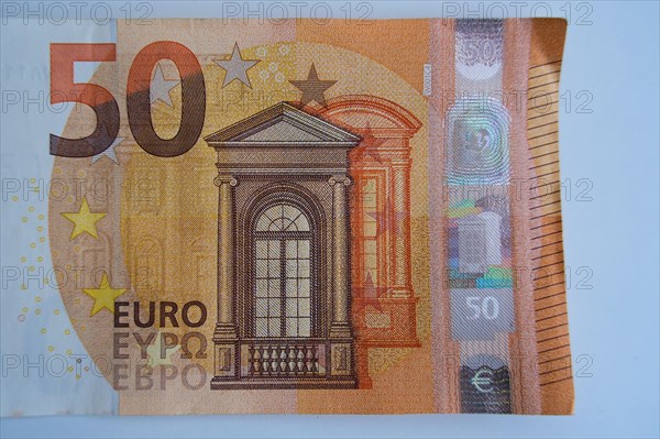 Symbol photo on the subject of cash