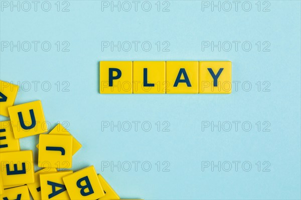 Play word scrabble tiles