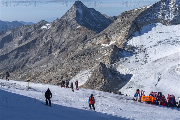 Year-round ski resort