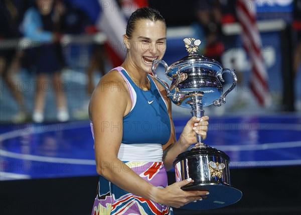 Aryna Sabalenka with the trophy