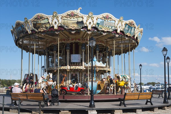 Carrousel from 1900