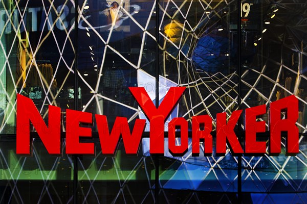 New Yorker lettering
