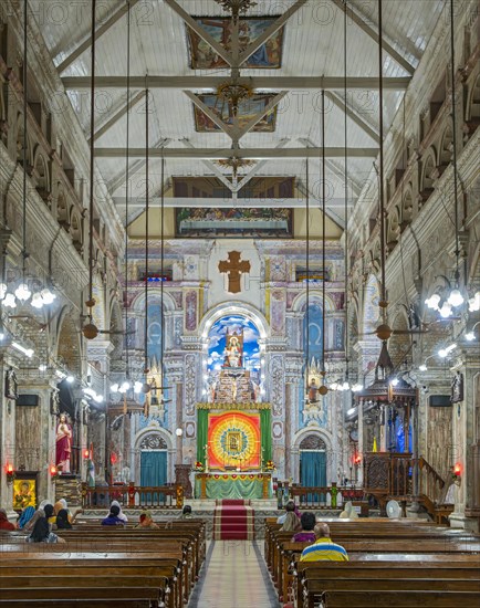 Interior of Santa Cruz Cathedral Basilica