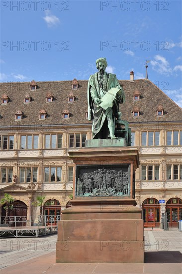 Johannes Gutenberg monument