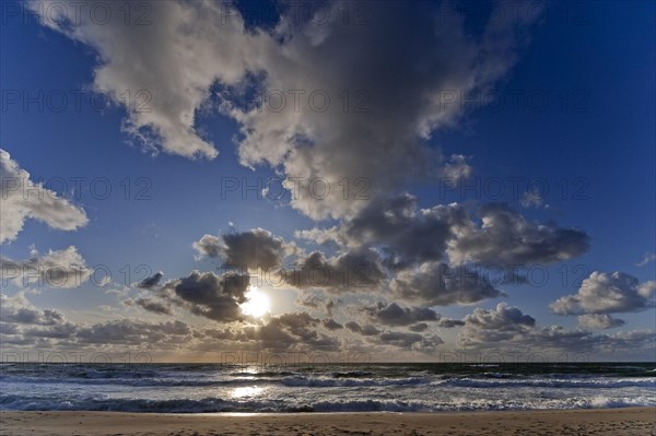 Evening sun on the beach of Kampen